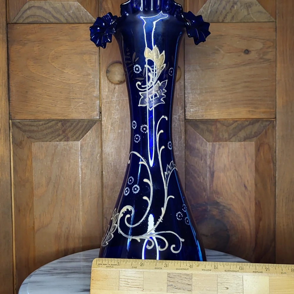 Glass Painted Vase - Picture 4 of 12
